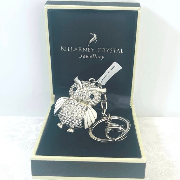NWT KILLARNY CRYSTAL OWL Keychain Key Fob England Silver White Enamel - Picture 1 of 10